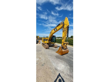 Верижен багер CATERPILLAR 323