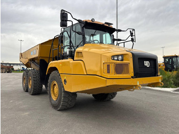Съчленен самосвал CATERPILLAR 730