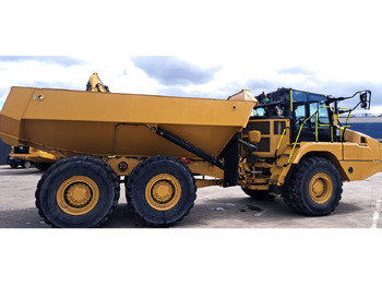 Съчленен самосвал CATERPILLAR 730