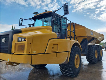 Съчленен самосвал CATERPILLAR 745