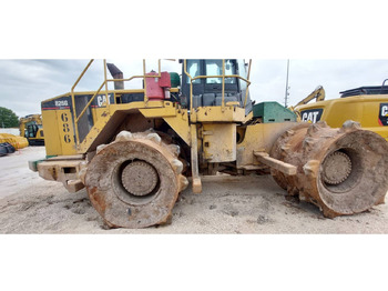 Булдозер CATERPILLAR