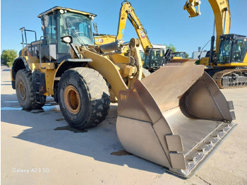 Колесен товарач CATERPILLAR 972M