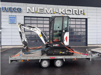 Мини багер BOBCAT E20