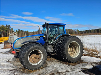 Трактор VALTRA T171