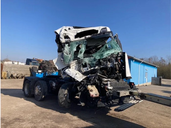 Влекач SCANIA R 500