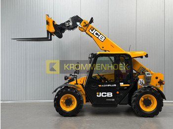 Телескопичен товарач JCB