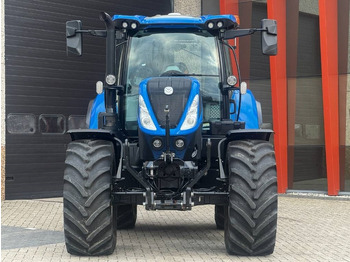 Лизинг на New Holland T7.225AC, frontlinkage, airbrakes, 50k, 2023!!  New Holland T7.225AC, frontlinkage, airbrakes, 50k, 2023!!: снимка 4