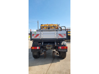 Трактор за комунални дейности MERCEDES-BENZ Unimog U400: снимка 3