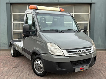 Влекач IVECO Daily