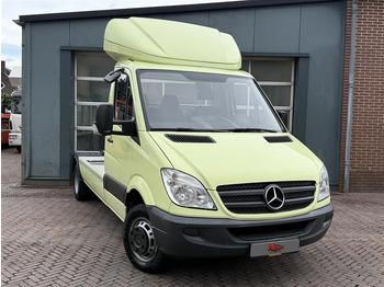 Влекач MERCEDES-BENZ