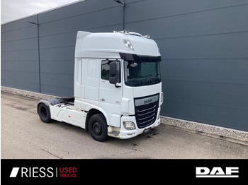 Влекач DAF XF 460
