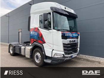 Влекач DAF XF 530