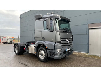 Влекач MERCEDES-BENZ Actros 1851