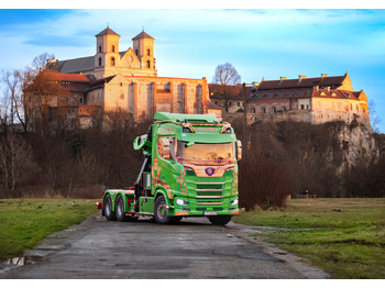 Влекач SCANIA S 770