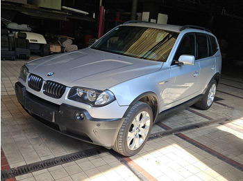 Седан BMW