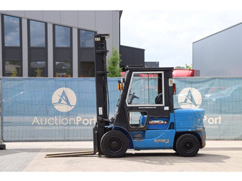 Дизелов мотокар CATERPILLAR DP