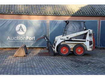 Колесен товарач