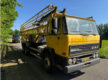 Камион с кран DAF 2500: снимка 2
