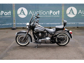 Мотоциклет Harley-Davidson Heritage Softail Classic: снимка 2 Мотоциклет Harley-Davidson Heritage Softail Classic: снимка 2