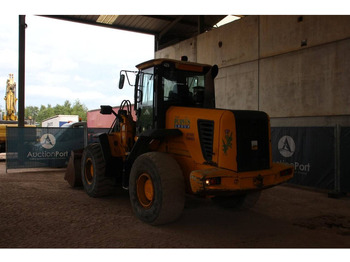 Колесен товарач JCB 436HT: снимка 3 Колесен товарач JCB 436HT: снимка 3