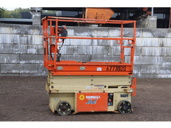 Ножична работна платформа JLG