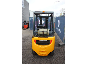 Газокар Jungheinrich TFG 320: снимка 4 Газокар Jungheinrich TFG 320: снимка 4