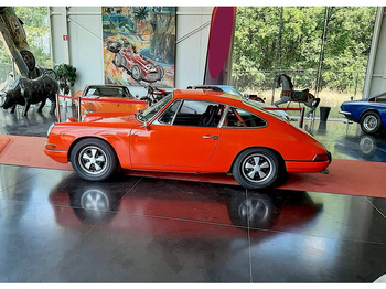 Седан Porsche 911 T: снимка 2