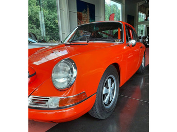 Седан Porsche 911 T: снимка 5