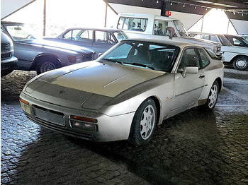 Седан PORSCHE