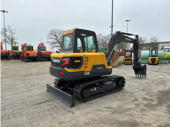 Верижен багер Volvo EC55D: снимка 4