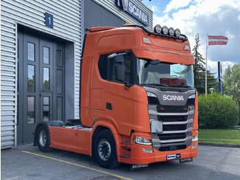 Влекач SCANIA S 500