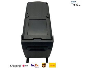 Кабина и интериор MERCEDES-BENZ