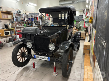 Лек автомобил FORD
