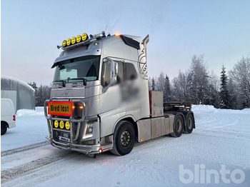 Камион VOLVO FH16