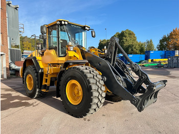 Колесен товарач VOLVO L120G