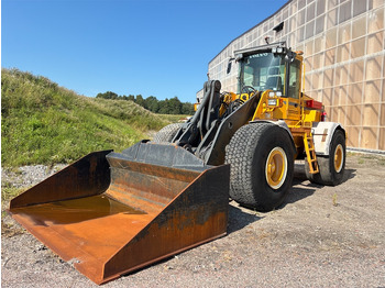 Колесен товарач VOLVO L150