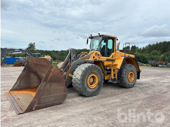 Колесен товарач VOLVO L220F