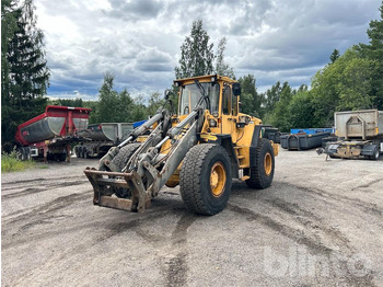 Колесен товарач VOLVO L90
