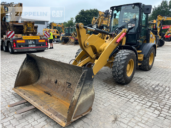 Колесен товарач CATERPILLAR 908