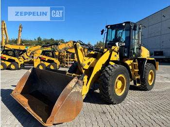 Колесен товарач CATERPILLAR 914