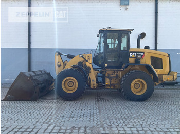 Колесен товарач CATERPILLAR 930M