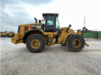 Колесен товарач CATERPILLAR 962M