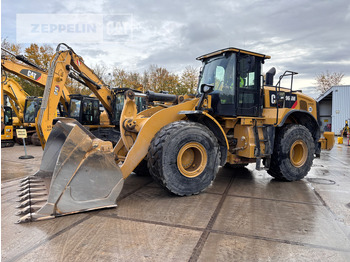 Колесен товарач CATERPILLAR 966M