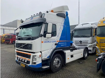 Влекач VOLVO FM 400