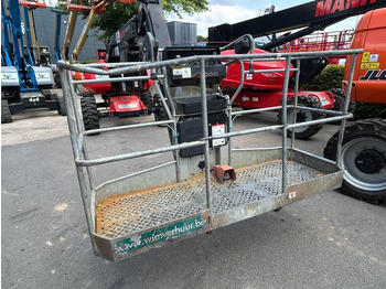 Артикулираща платформа Manitou 200 ATJ RC: снимка 5