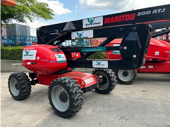 Артикулираща платформа Manitou 200 ATJ RC: снимка 3