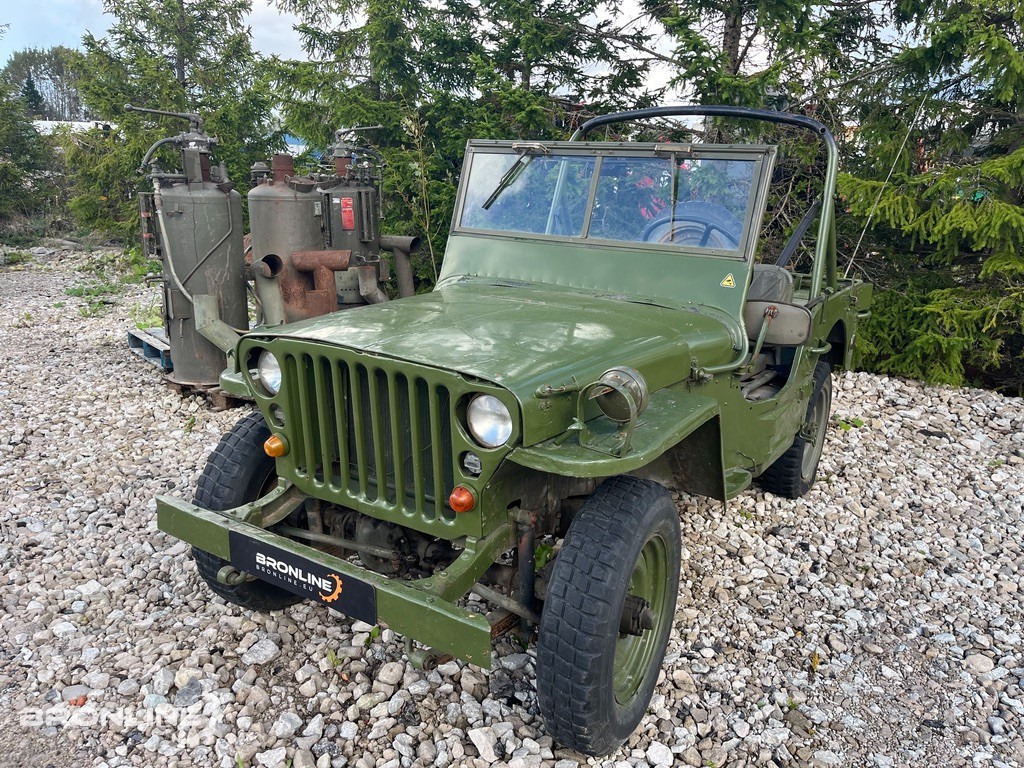 1956 MB Willys Overland 2.2 39kW 4x4 - Лек автомобил: снимка 2 1956 MB Willys Overland 2.2 39kW 4x4 - Лек автомобил: снимка 2