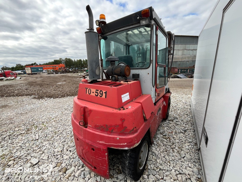 2000 Kalmar DCD 55-6H tõstuk - Дизелов мотокар: снимка 5 2000 Kalmar DCD 55-6H tõstuk - Дизелов мотокар: снимка 5