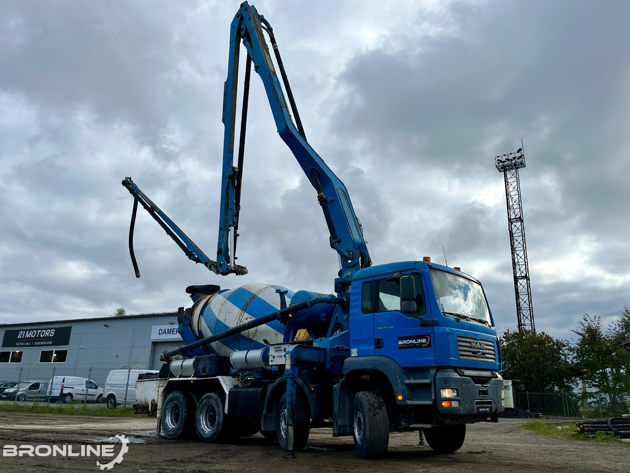 2005 MAN TGA 35.410 8X4 PUMI - Бетоновоз: снимка 3 2005 MAN TGA 35.410 8X4 PUMI - Бетоновоз: снимка 3