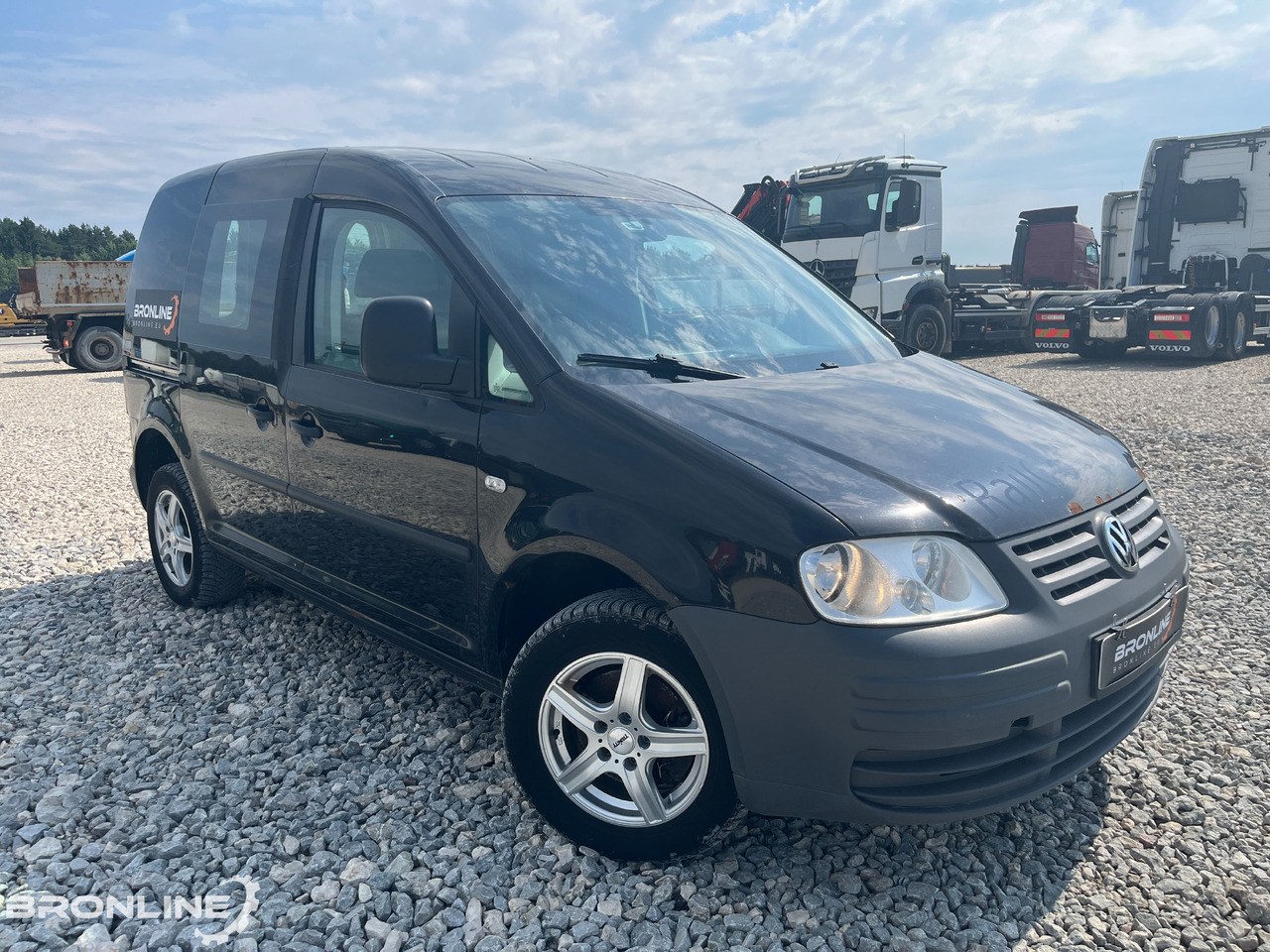 2010 Volkswagen Caddy 4x4 1.9 77kW - Малък ван: снимка 2 2010 Volkswagen Caddy 4x4 1.9 77kW - Малък ван: снимка 2